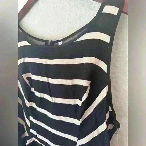 xhilaration Black and Beige Striped Top, Size Xl/ TG - Picture 5 of 7